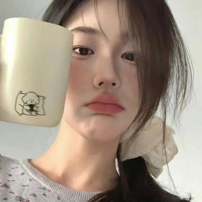 伊朗三面戏剧人生